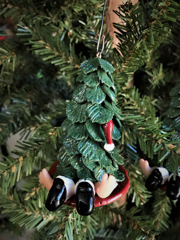 The Naughtys™ – I saw Mommy Kissing Santa